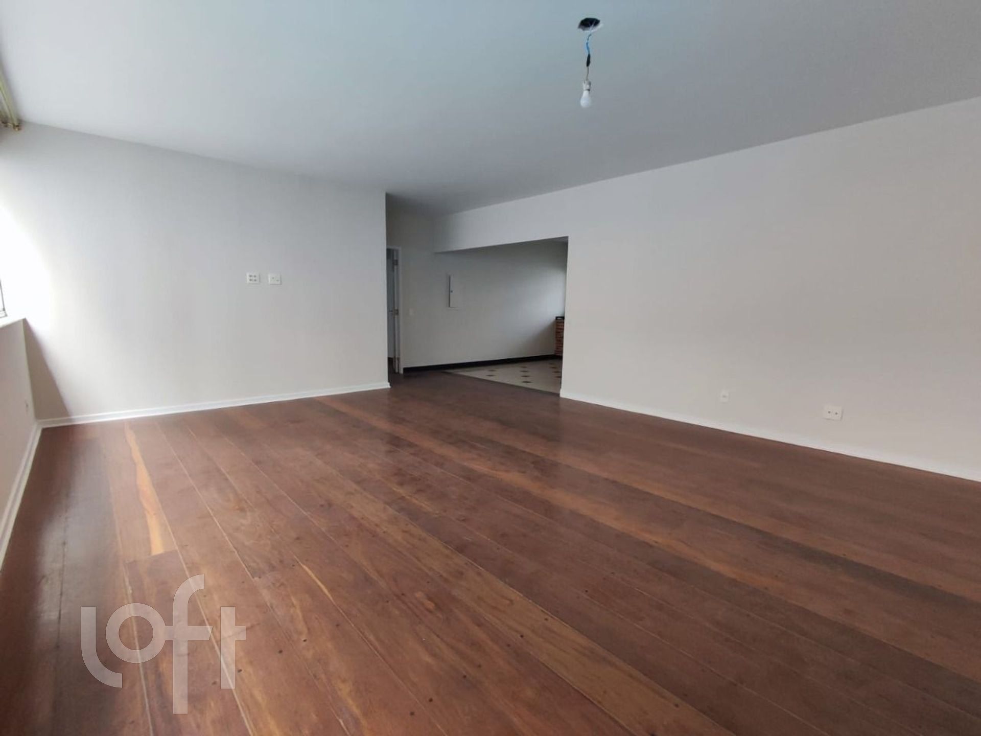 Apartamento à venda com 3 quartos, 198m² - Foto 1