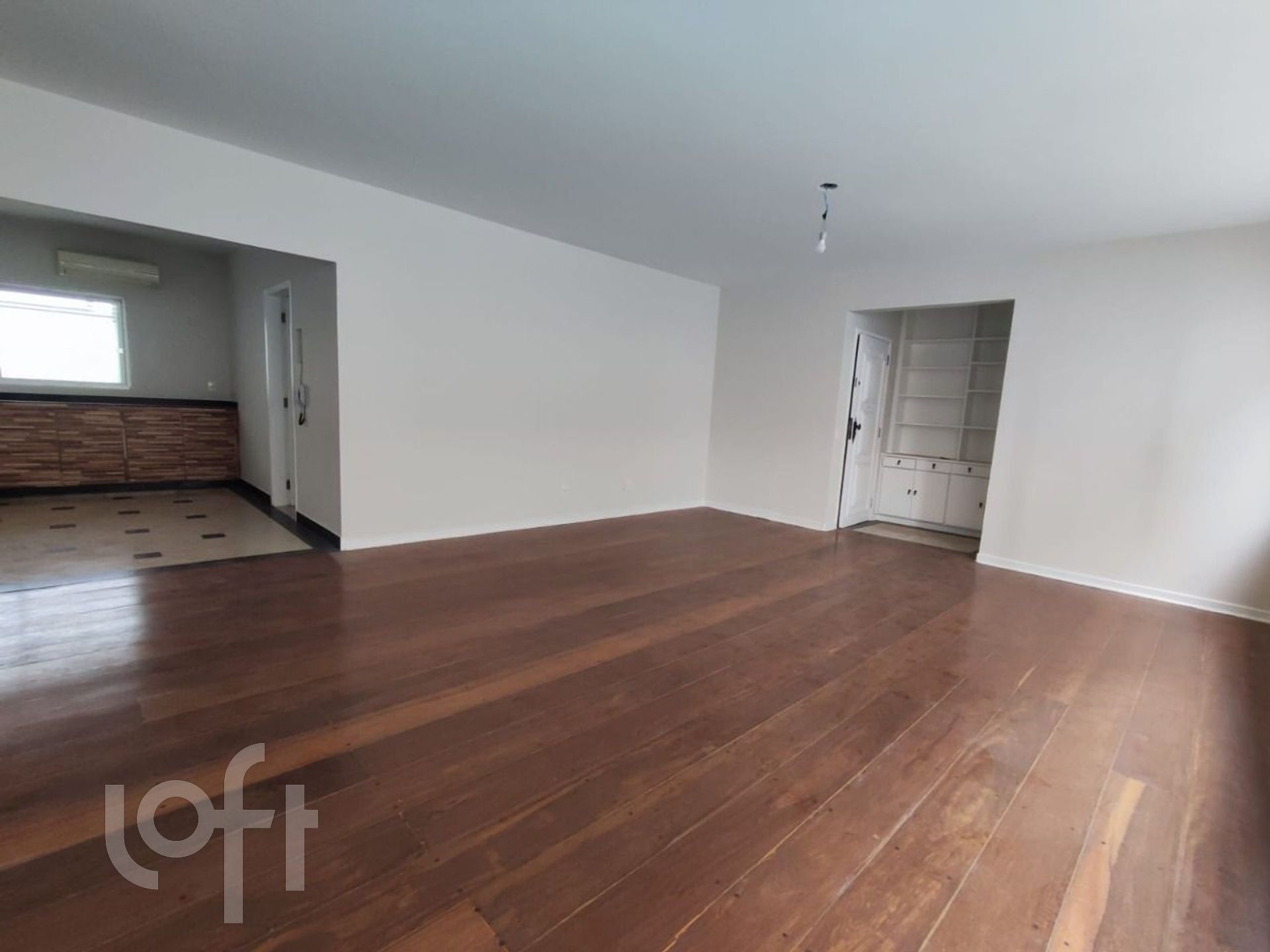 Apartamento à venda com 3 quartos, 198m² - Foto 9