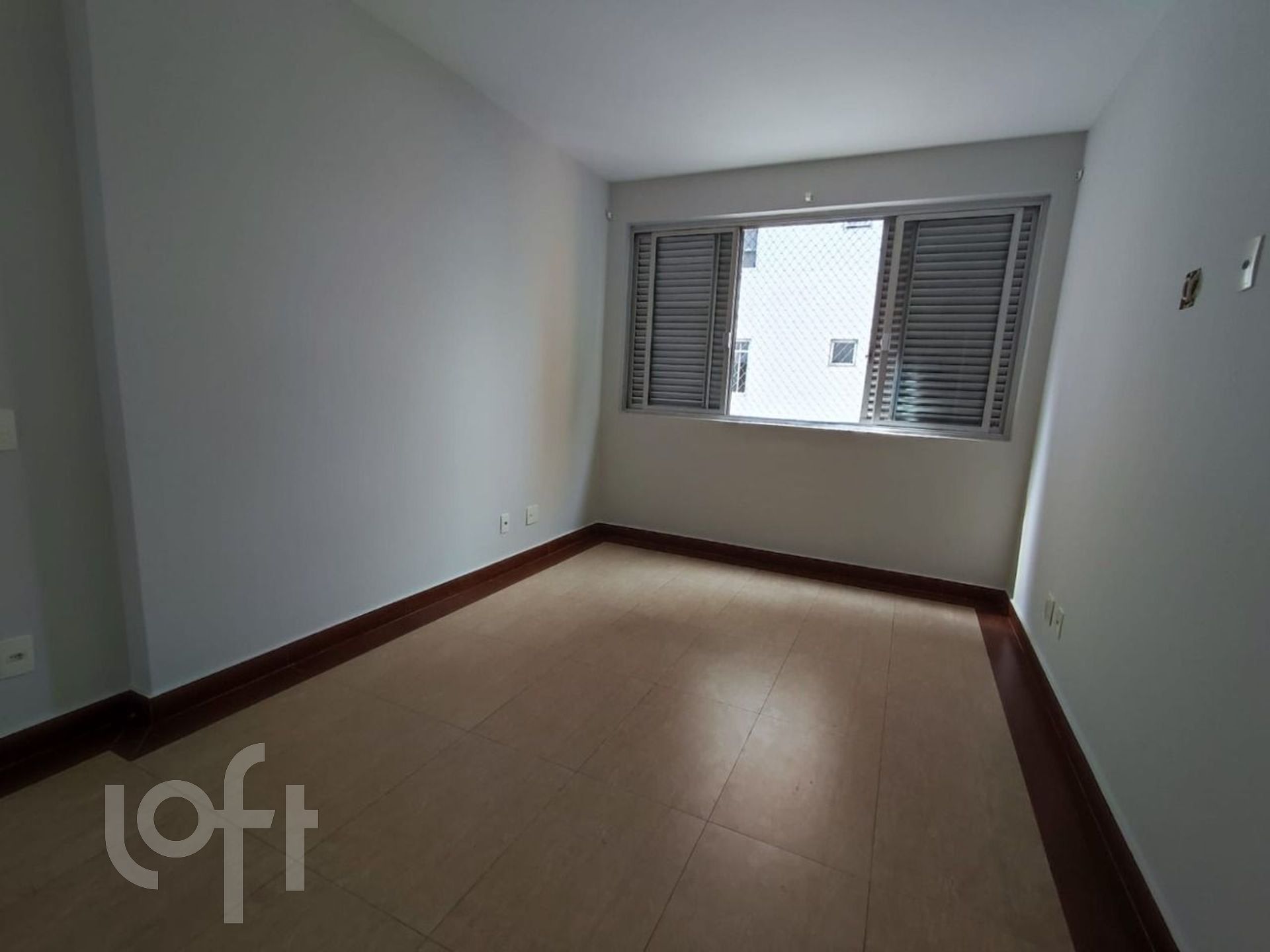 Apartamento à venda com 3 quartos, 198m² - Foto 23