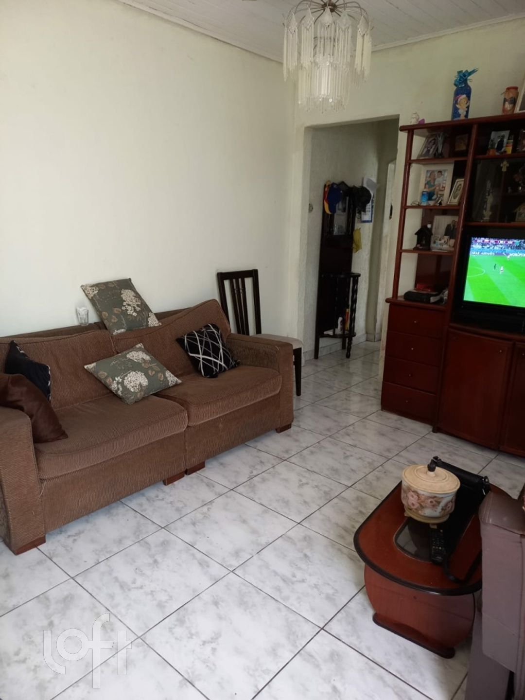 Casa à venda com 2 quartos, 130m² - Foto 1