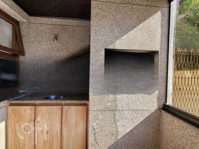 Apartamento com 73m², 2 dormitórios, 1 vaga, Higienópolis em Porto Alegre