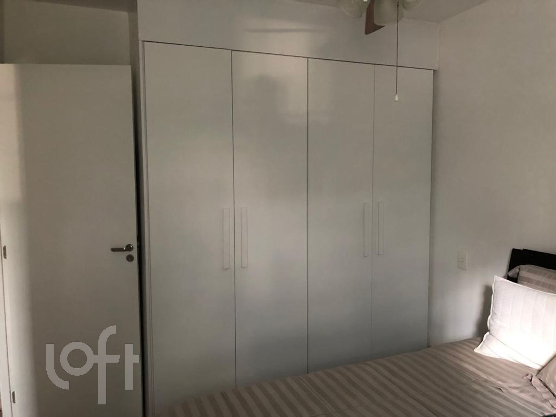 Apartamento à venda com 2 quartos, 65m² - Foto 2