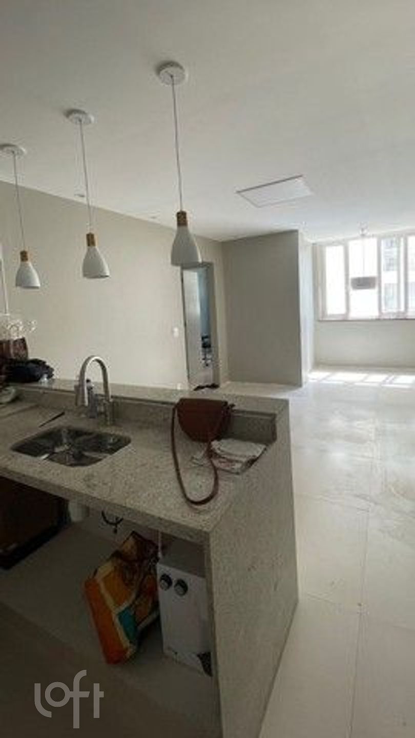 Apartamento à venda com 2 quartos, 67m² - Foto 6