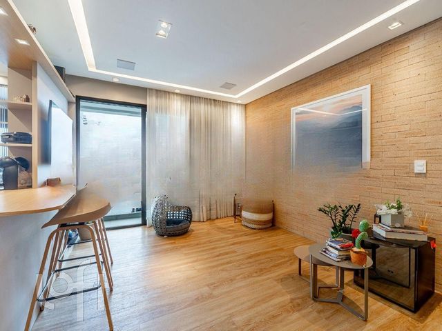 Apartamento com 72m², 2 dormitórios, 1 suíte, Petrópolis em Porto Alegre