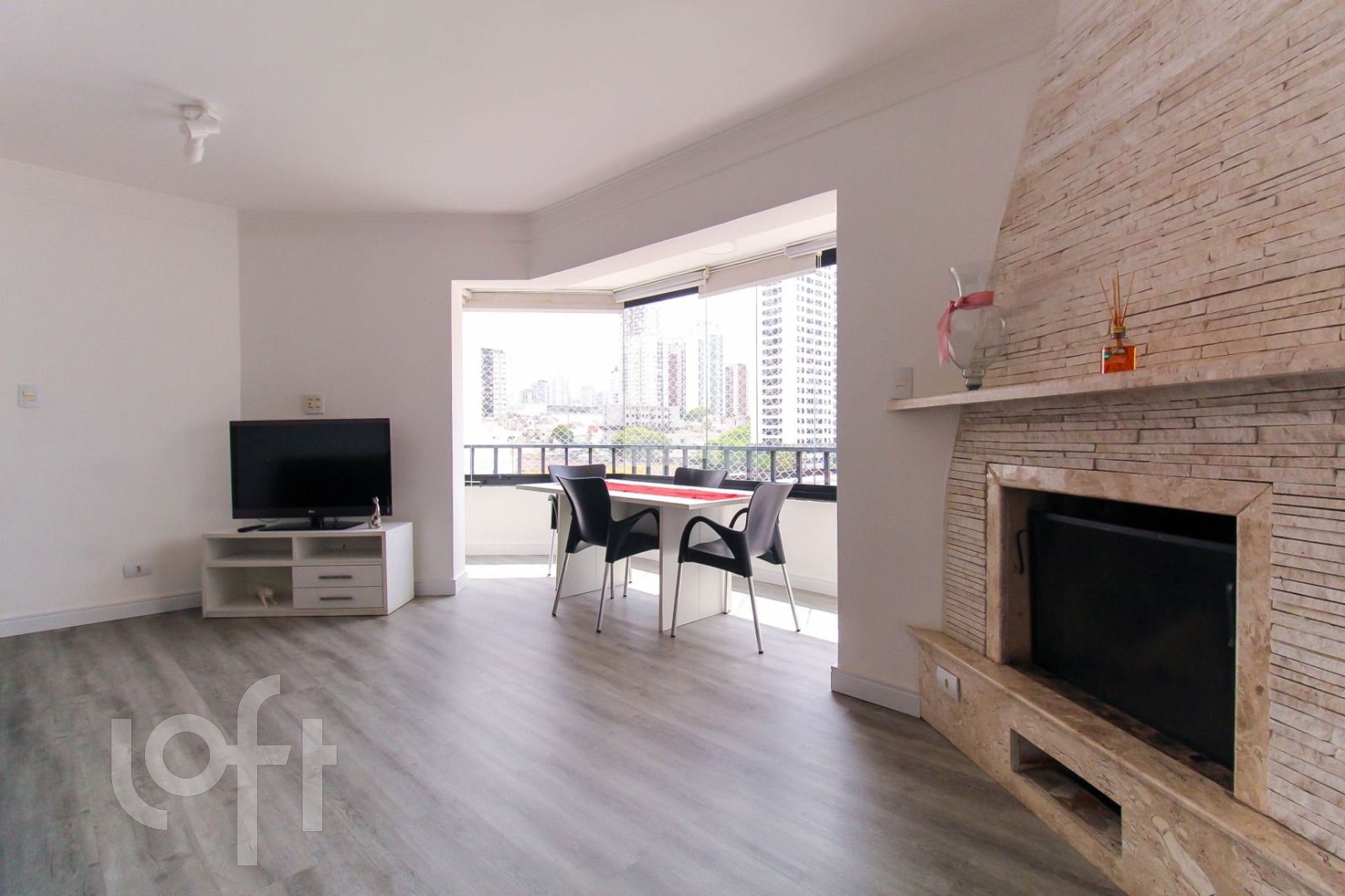 Apartamento à venda em Tatuapé com 83 m², 3 quarto