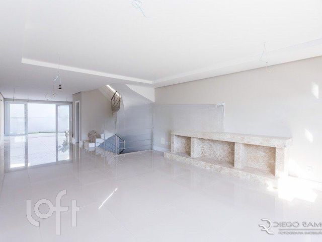 Casa com 281m², 3 dormitórios, 3 suítes, 5 vagas, Chácara das Pedras em Porto Alegre