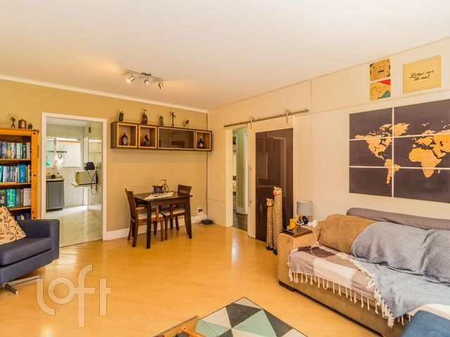 Apartamento com 114m², 3 dormitórios, 1 suíte, 1 vaga, Santa Cecília em Porto Alegre