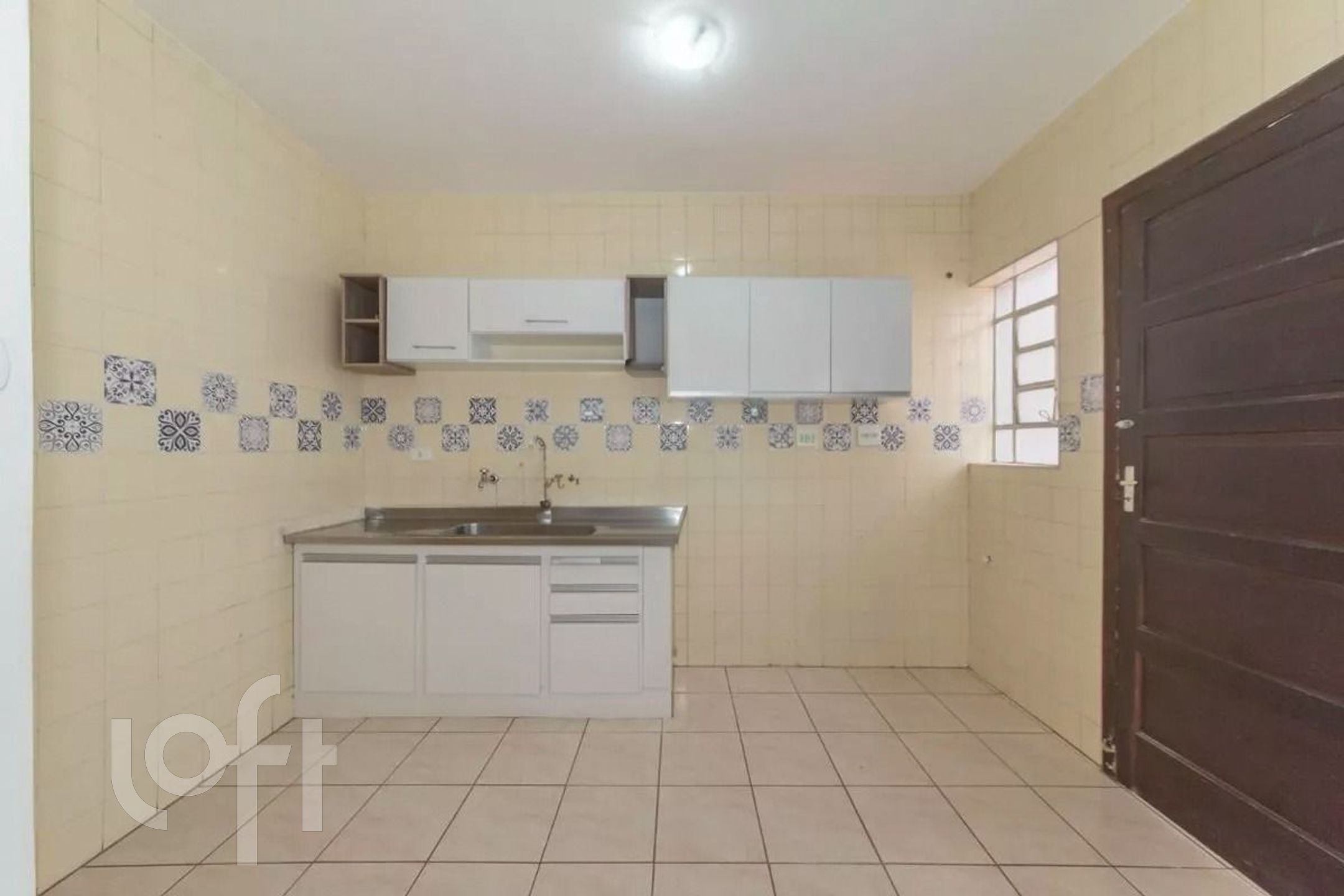 Casa à venda com 2 quartos, 100m² - Foto 11
