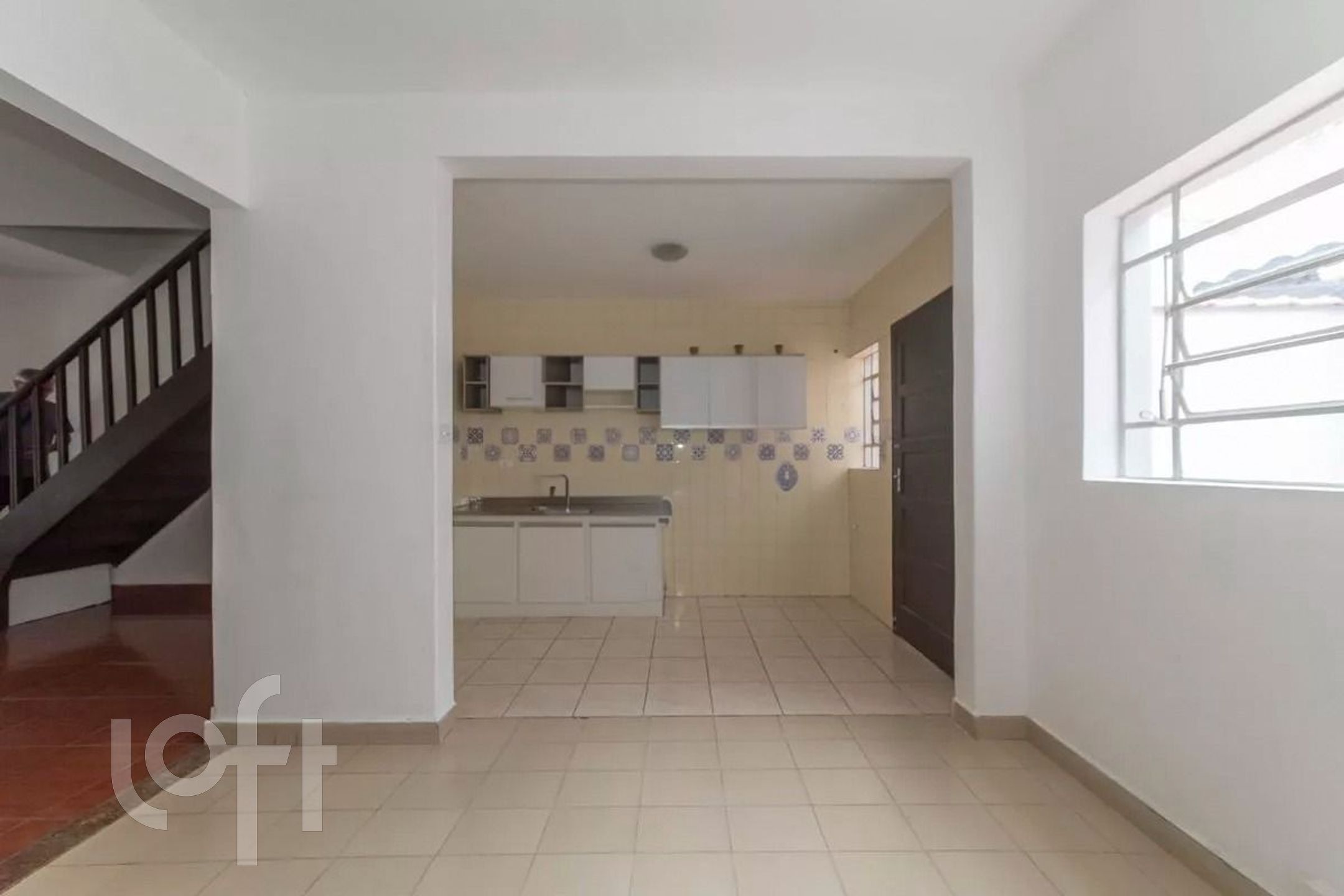 Casa à venda com 2 quartos, 100m² - Foto 8