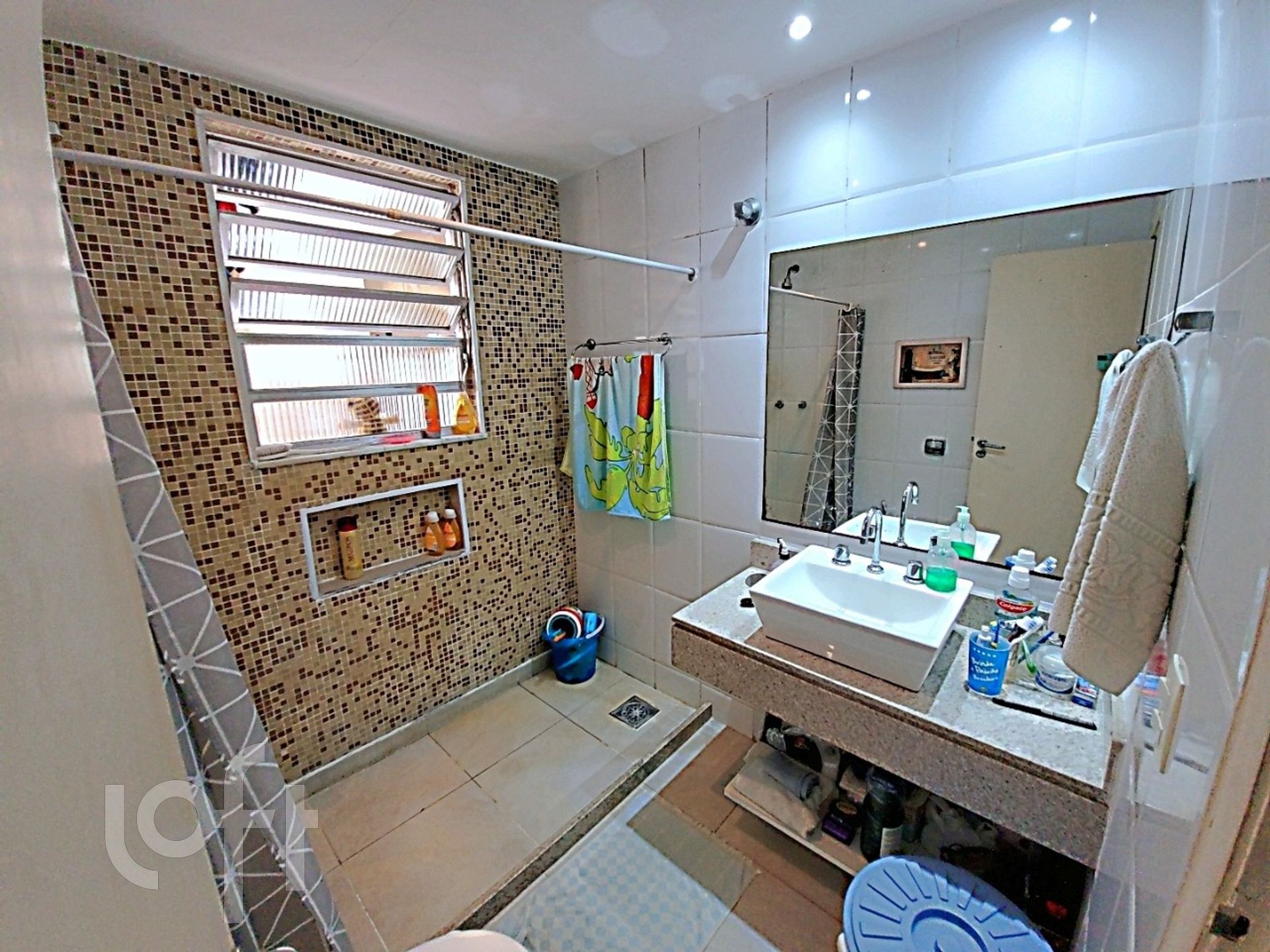 Apartamento à venda com 3 quartos, 134m² - Foto 17