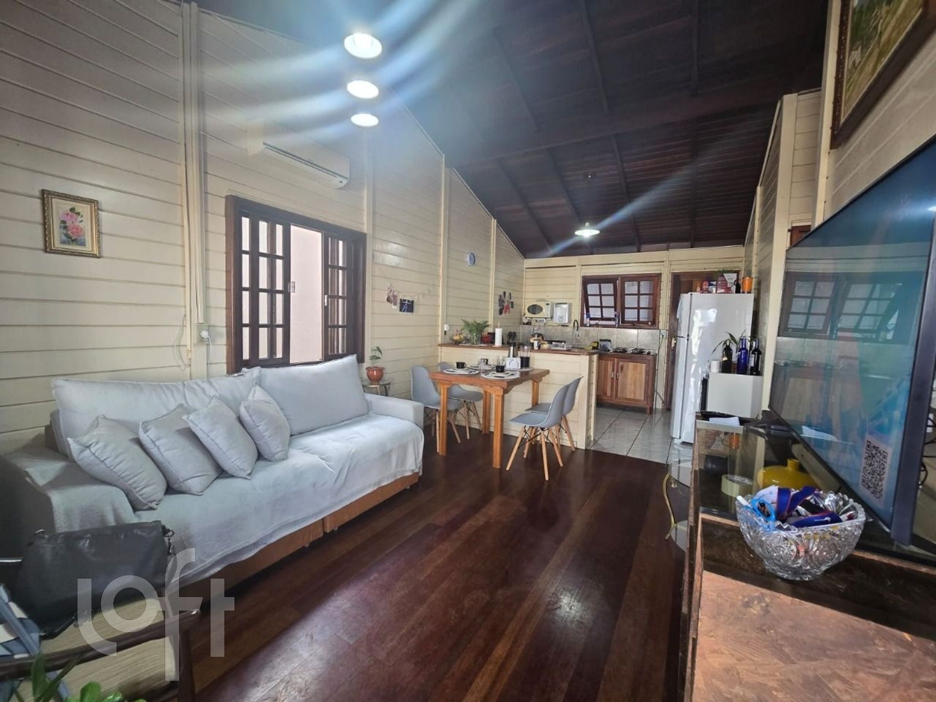 Casa à venda em Centro com 79 m², 3 quartos, 1 vaga
