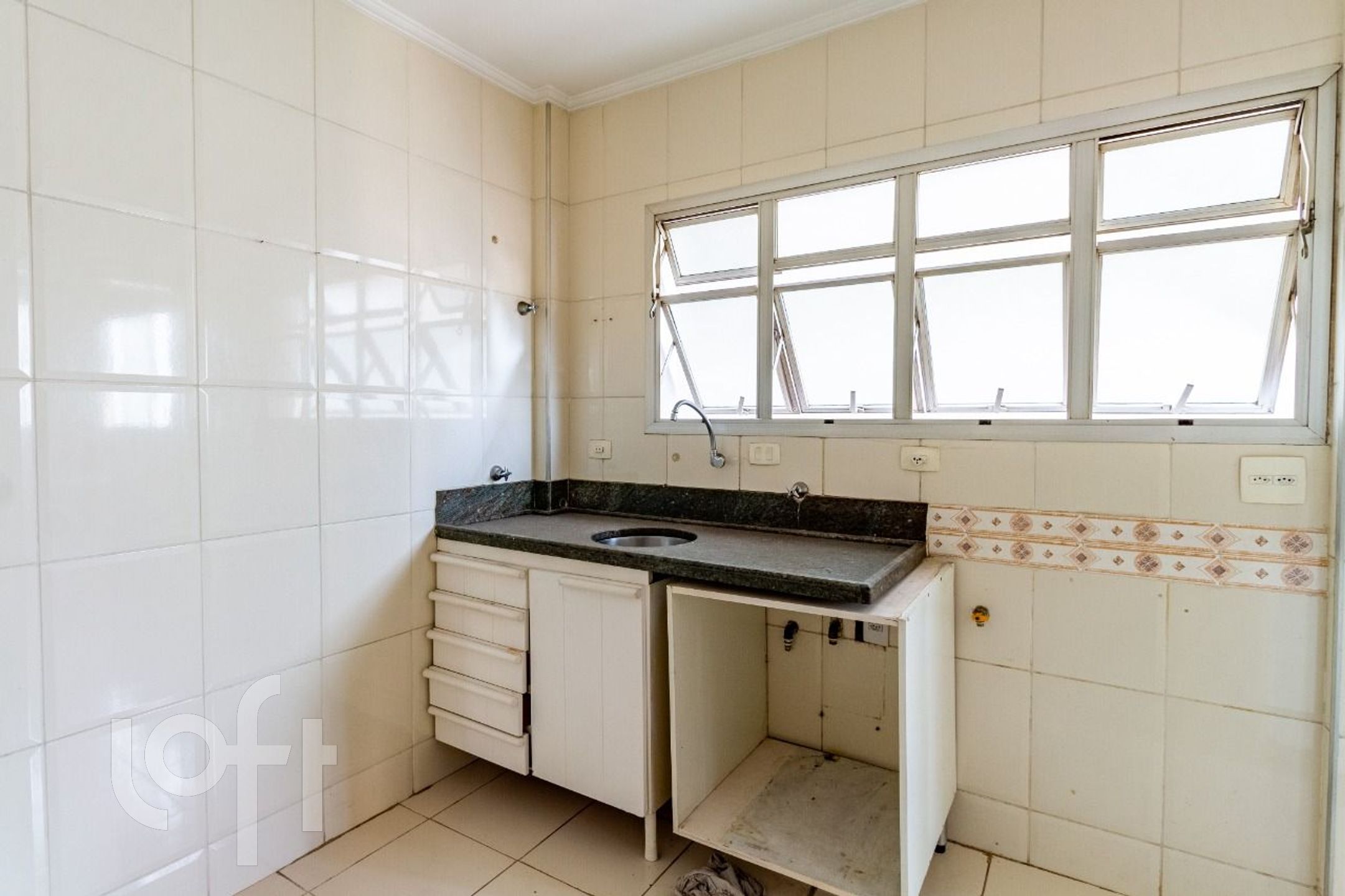 Apartamento à venda com 2 quartos, 83m² - Foto 5