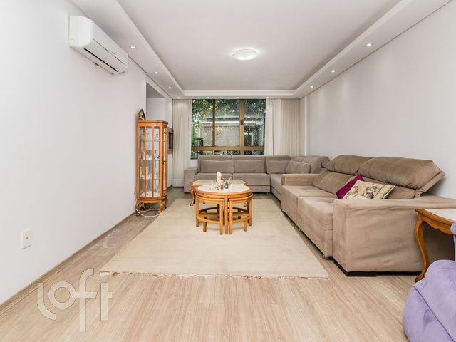 Apartamento com 108m², 3 dormitórios, 1 suíte, 2 vagas, Cristo Redentor em Porto Alegre