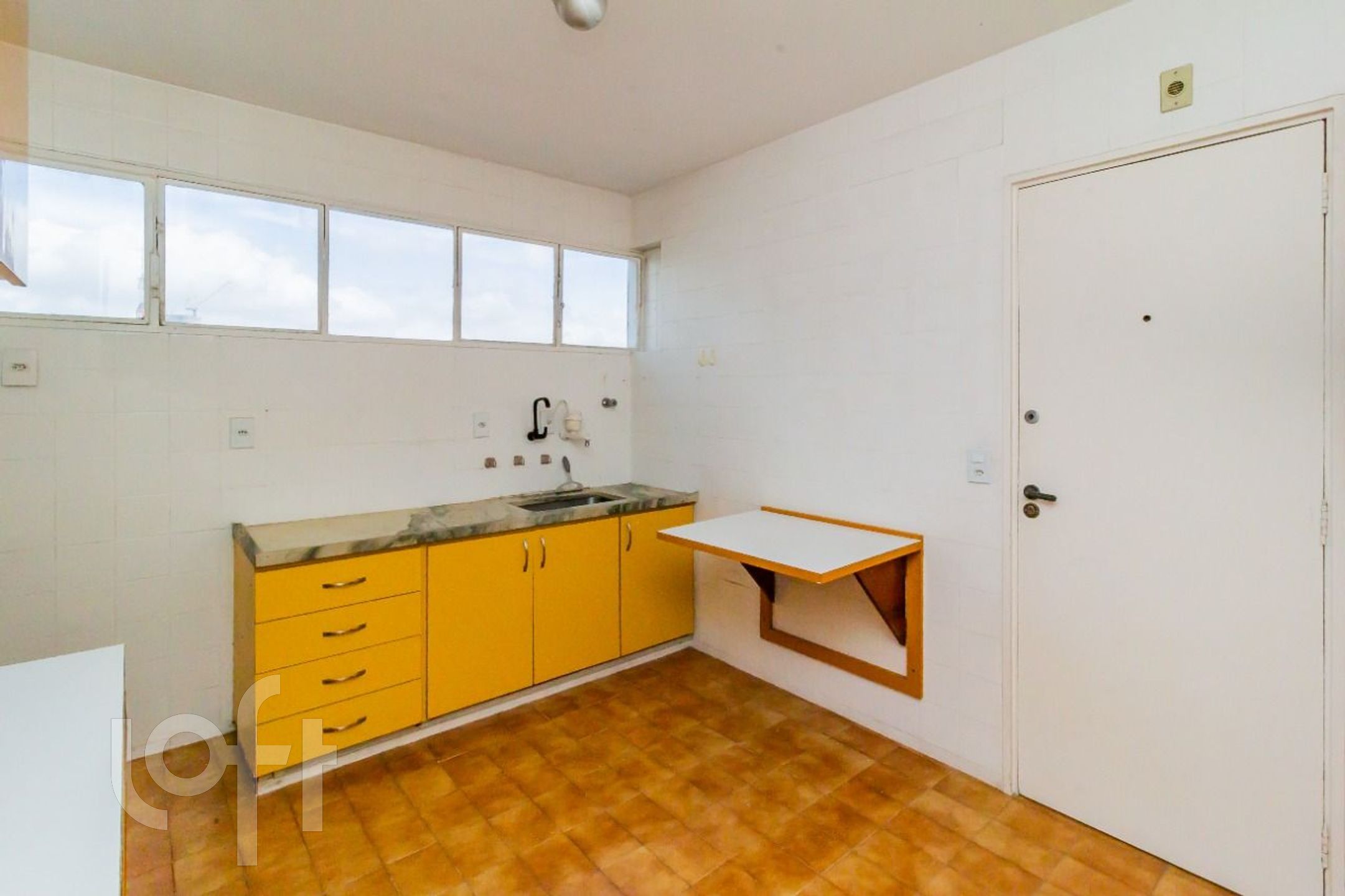 Apartamento à venda com 3 quartos, 107m² - Foto 10