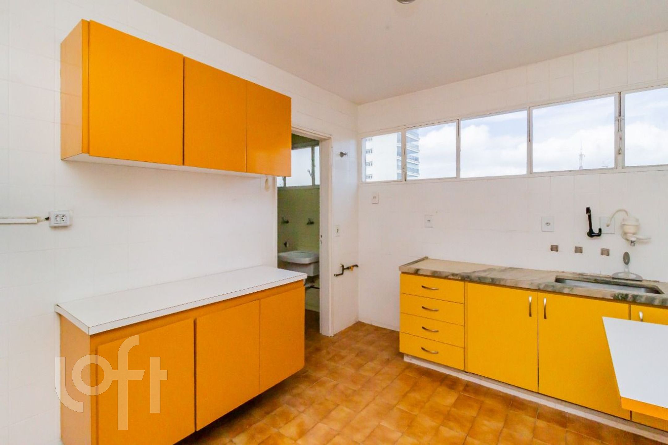 Apartamento à venda com 3 quartos, 107m² - Foto 9