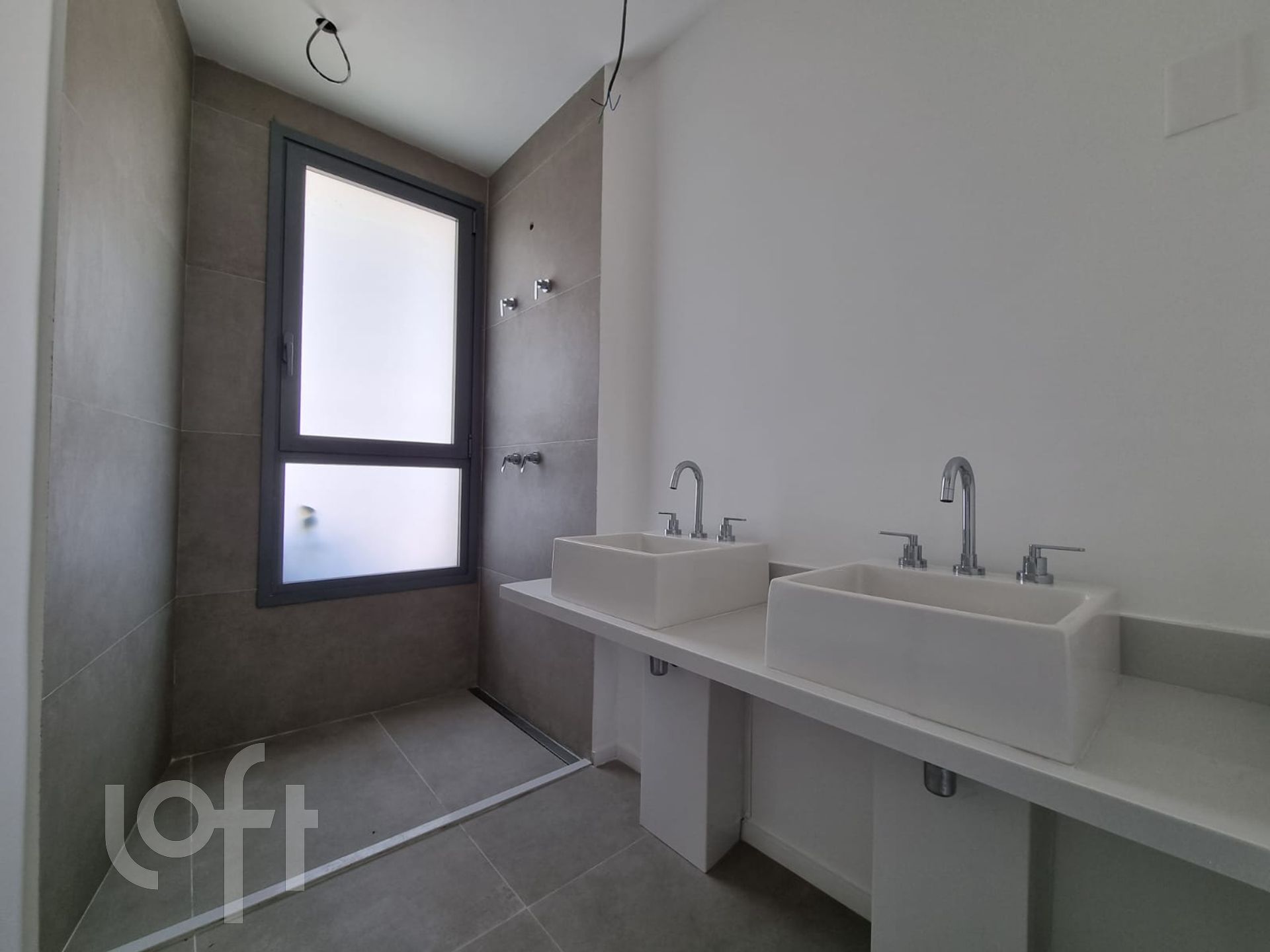 Apartamento à venda com 3 quartos, 197m² - Foto 7