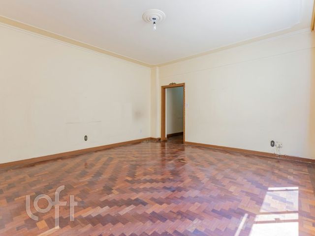 Apartamento com 116m², 3 dormitórios, 2 vagas, Independência em Porto Alegre