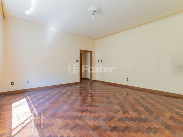 Apartamento com 116m², 3 dormitórios, 2 vagas, Independência em Porto Alegre