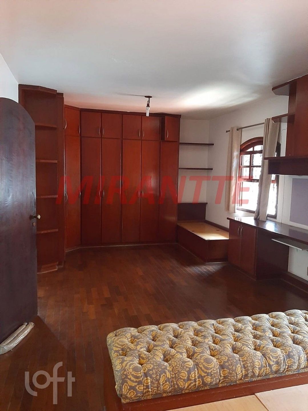 Casa à venda com 3 quartos, 352m² - Foto 10