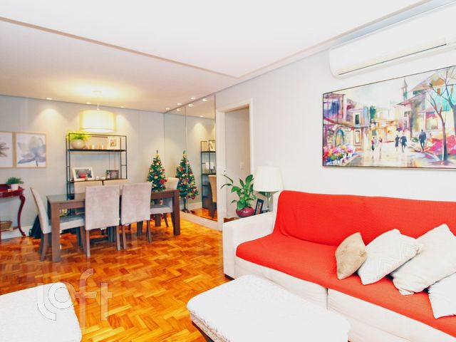 Apartamento com 104m², 3 dormitórios, 2 vagas, Higienópolis em Porto Alegre