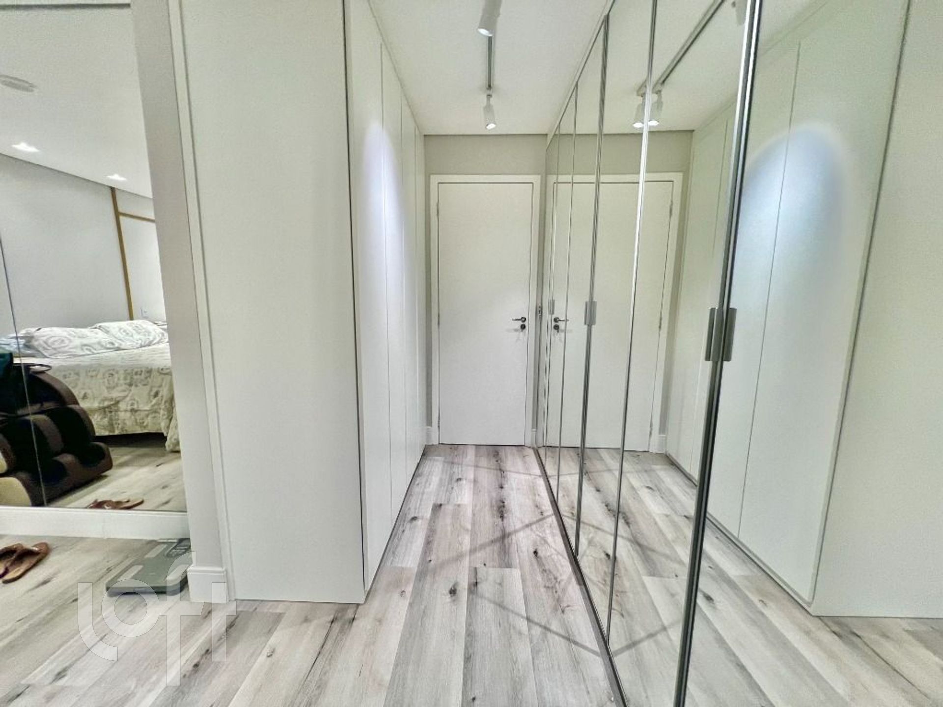 Apartamento à venda com 3 quartos, 168m² - Foto 21