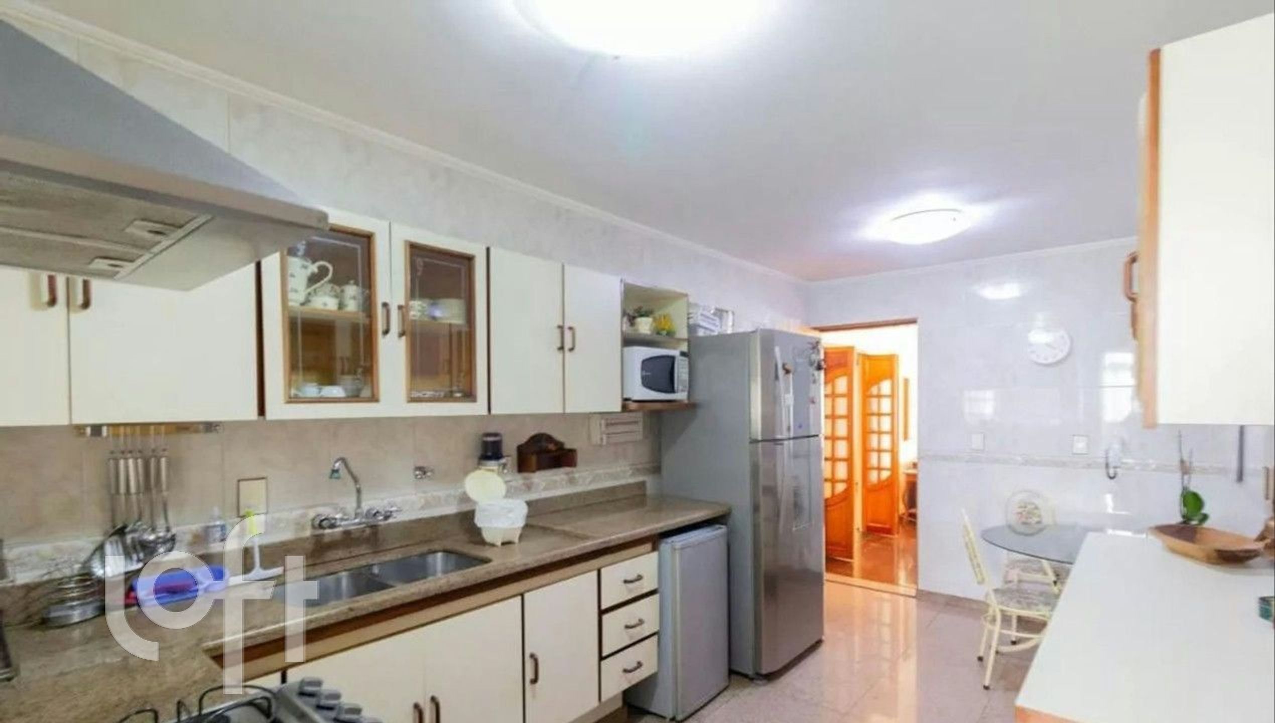 Apartamento à venda com 3 quartos, 140m² - Foto 7