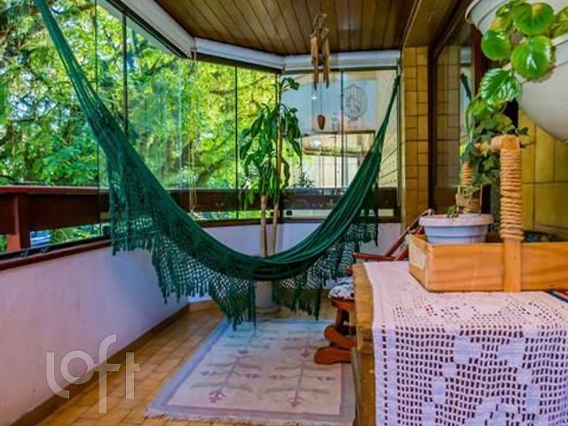 Apartamento com 164m², 3 dormitórios, 1 suíte, 3 vagas, São João em Porto Alegre