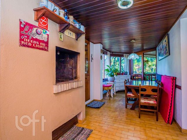 Apartamento com 164m², 3 dormitórios, 1 suíte, 3 vagas, São João em Porto Alegre