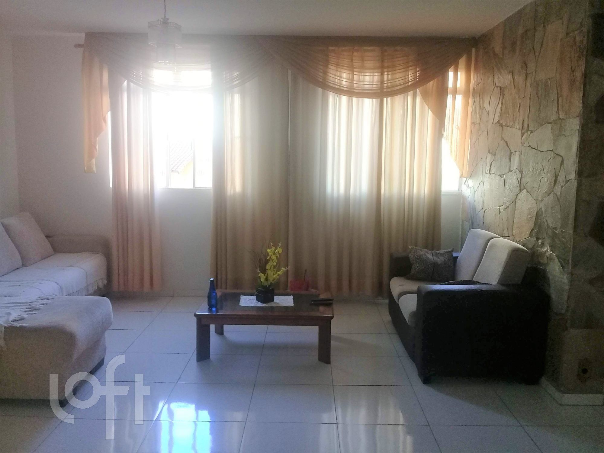 Apartamento à venda com 3 quartos, 93m² - Foto 1