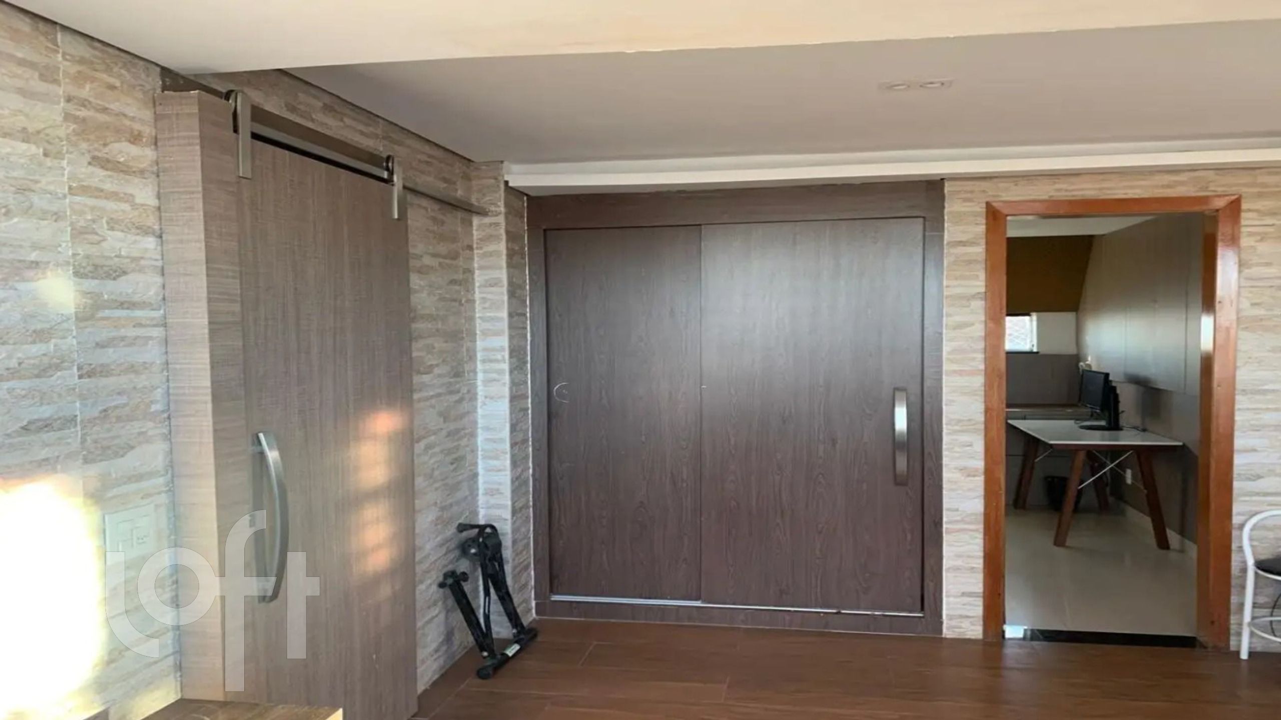 Apartamento à venda com 4 quartos, 185m² - Foto 19