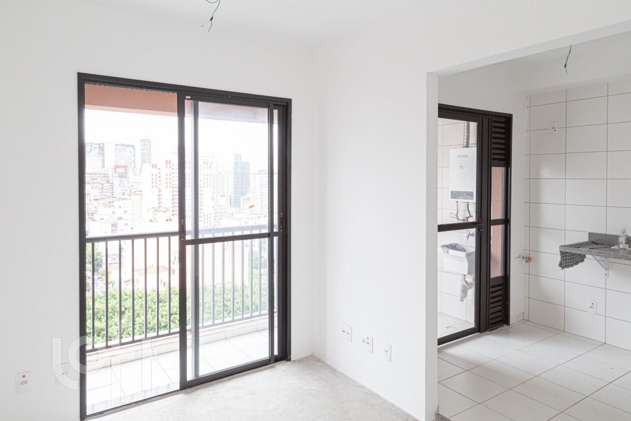 Apartamento à venda com 1 quarto, 35m² - Foto 1