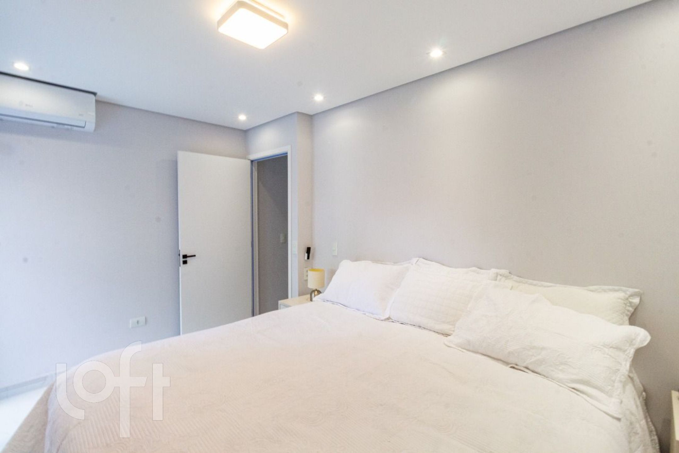 Casa à venda com 3 quartos, 180m² - Foto 8