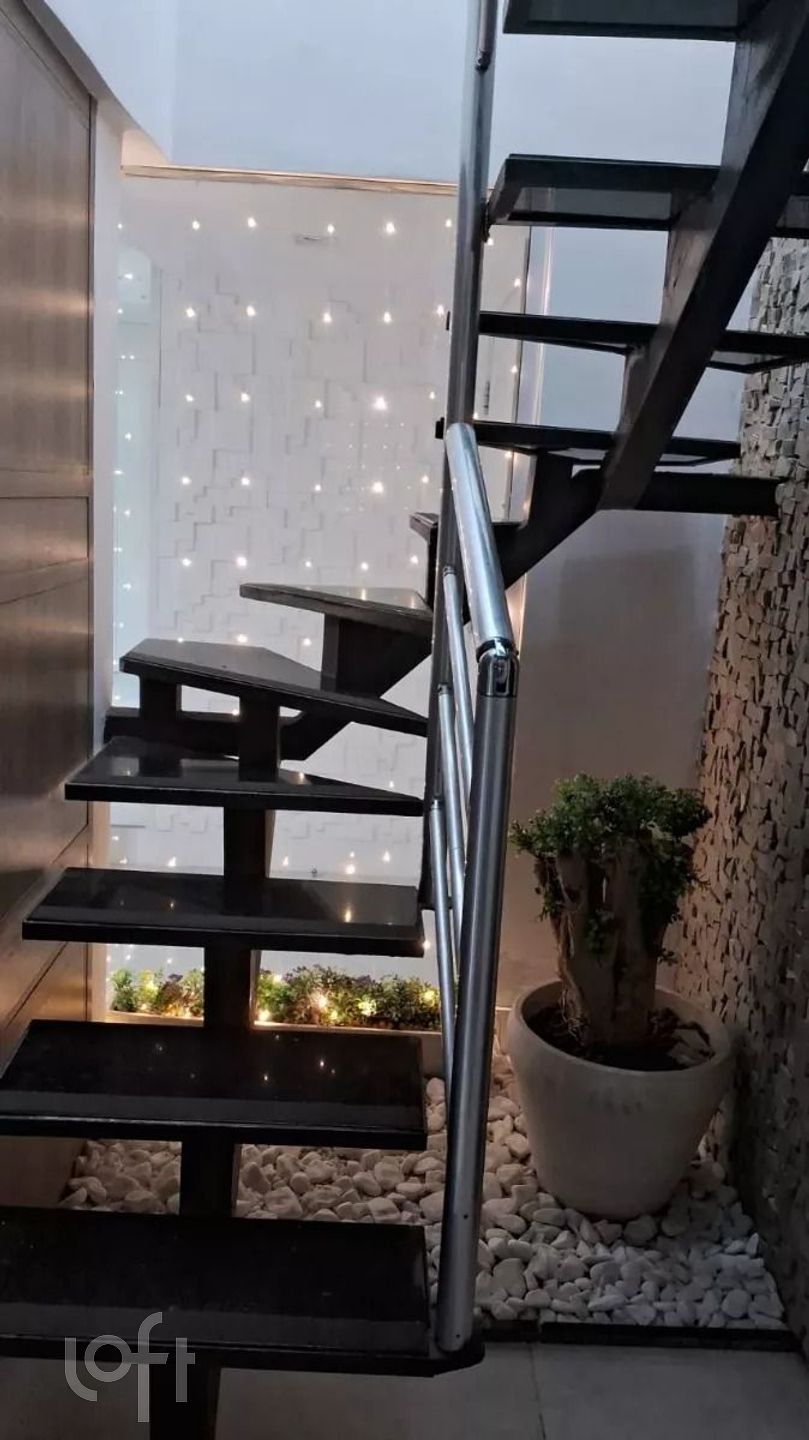 Apartamento à venda com 3 quartos, 230m² - Foto 11