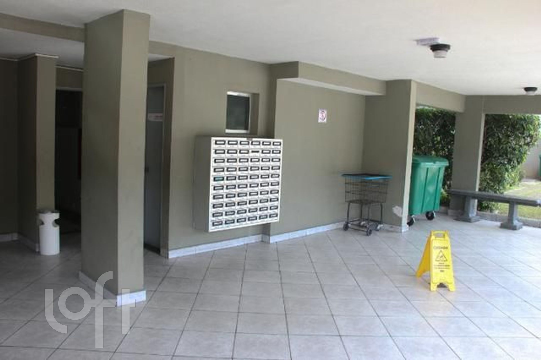 Apartamento à venda com 2 quartos, 45m² - Foto 19