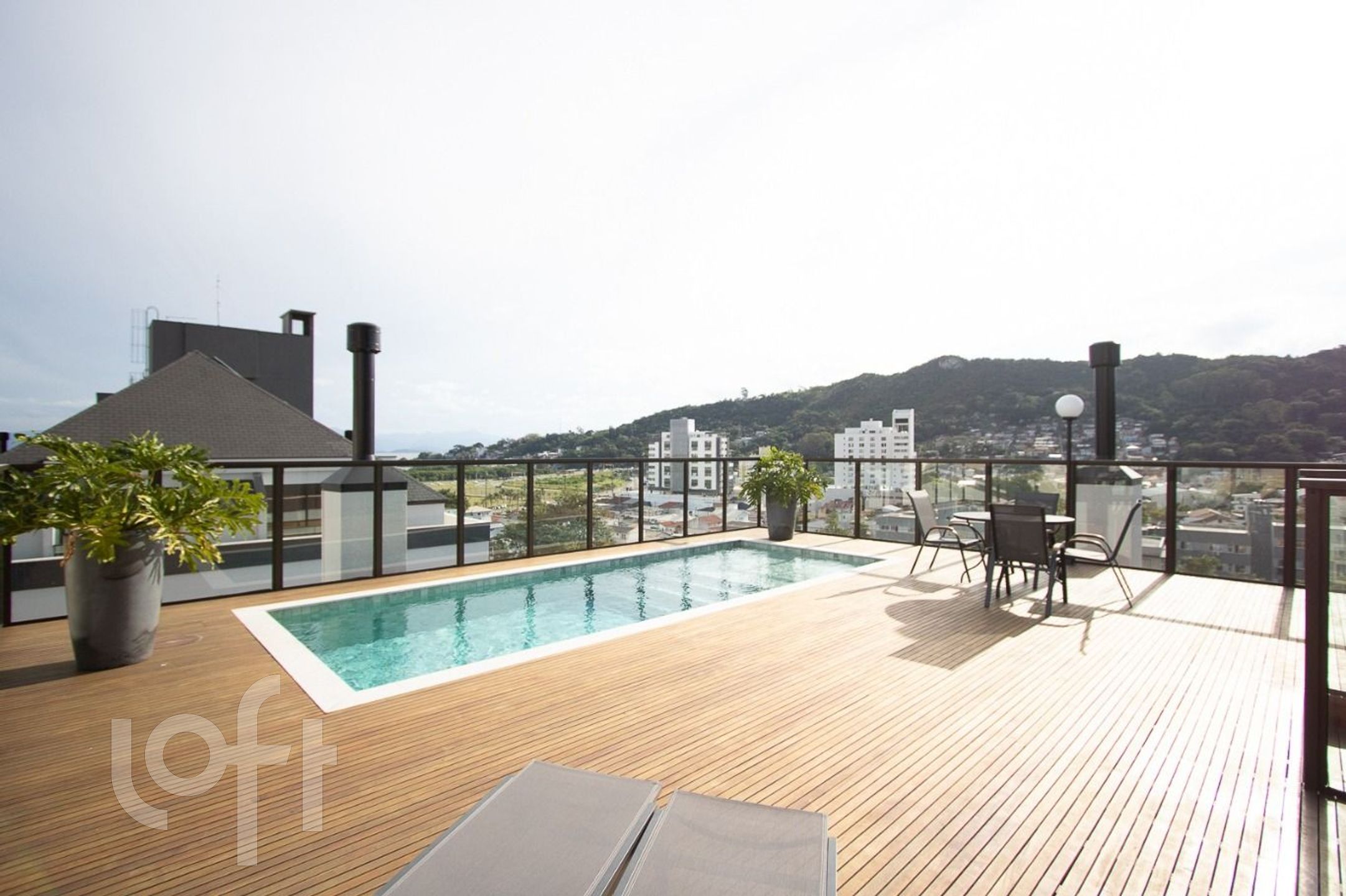 Apartamentos com 72m², 2 quartos, 1 suíte, 1 garagem, no bairro Saco dos limões em Florianópolis