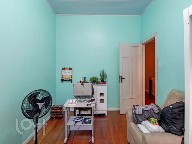 Casa com 125m², 4 dormitórios, Rio Branco em Porto Alegre