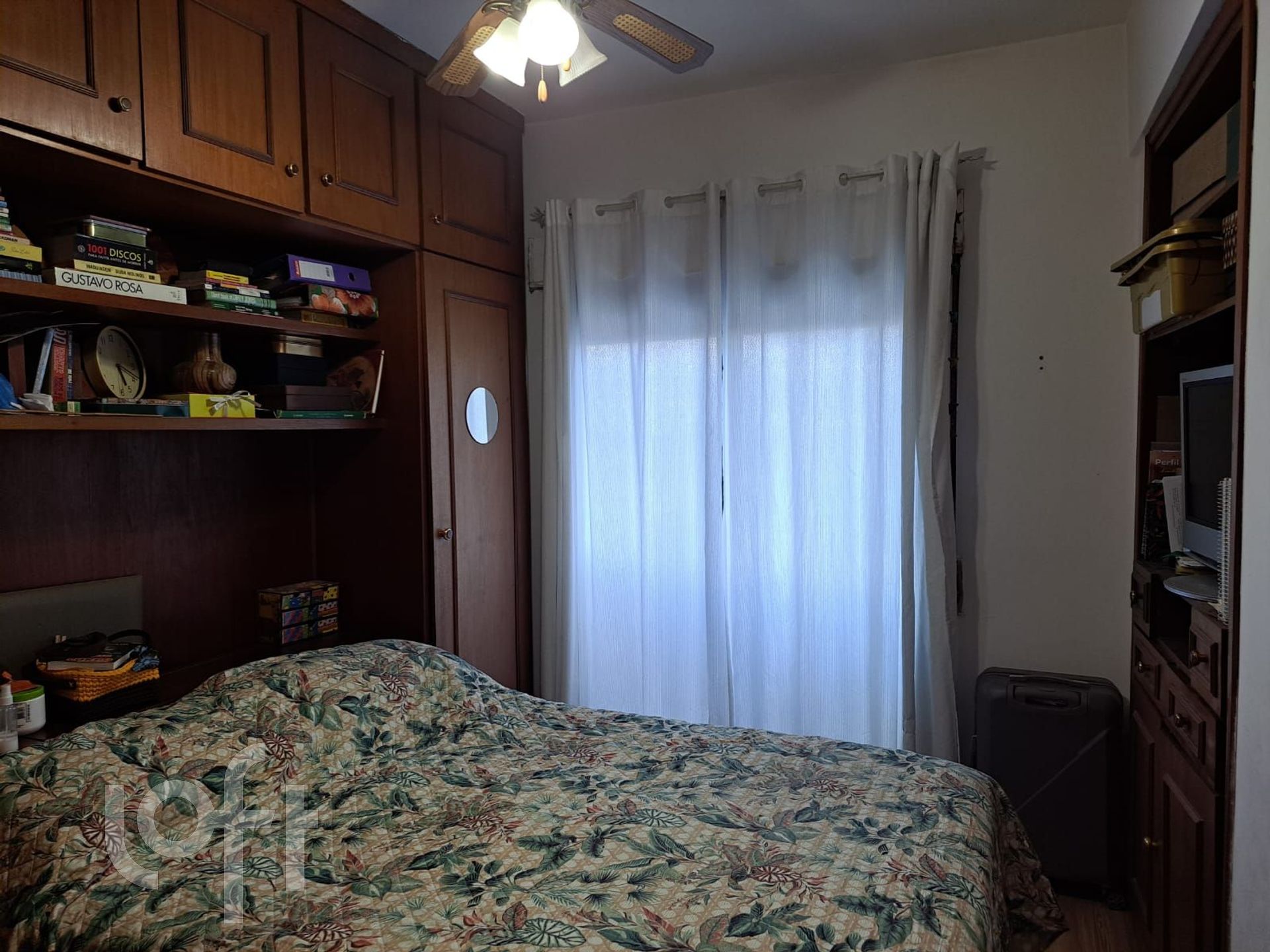 Apartamento à venda com 3 quartos, 76m² - Foto 4