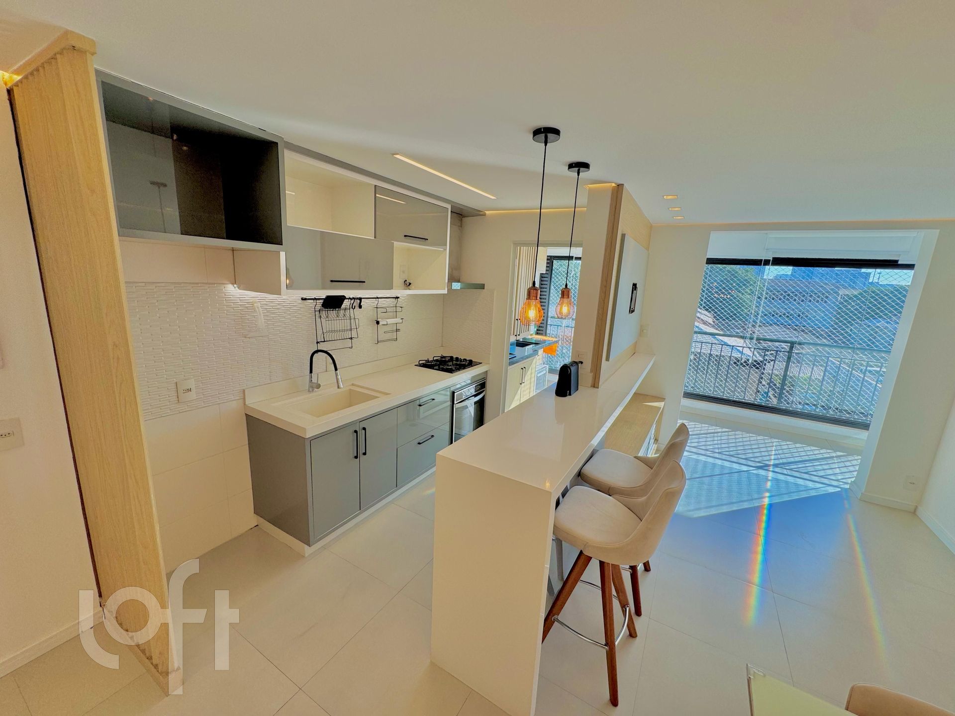 Apartamento à venda com 2 quartos, 62m² - Foto 3