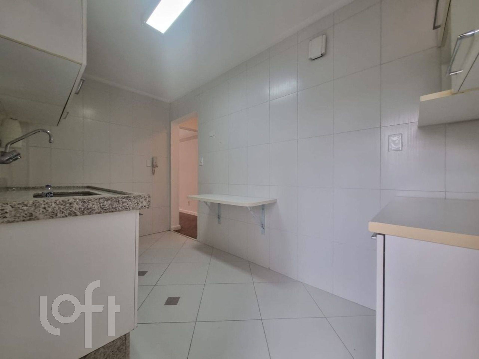 Apartamento à venda com 2 quartos, 80m² - Foto 23