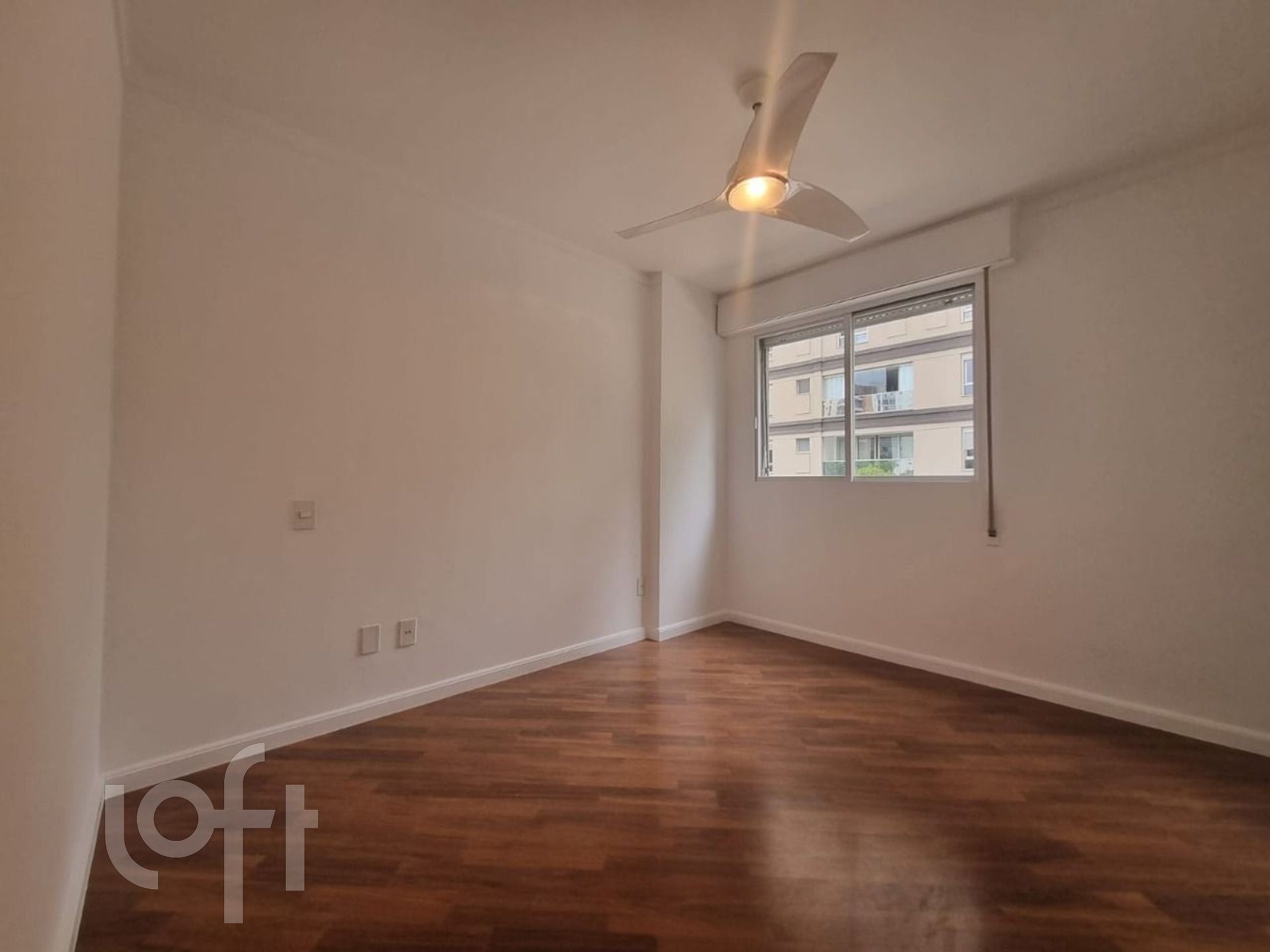 Apartamento à venda com 2 quartos, 80m² - Foto 15