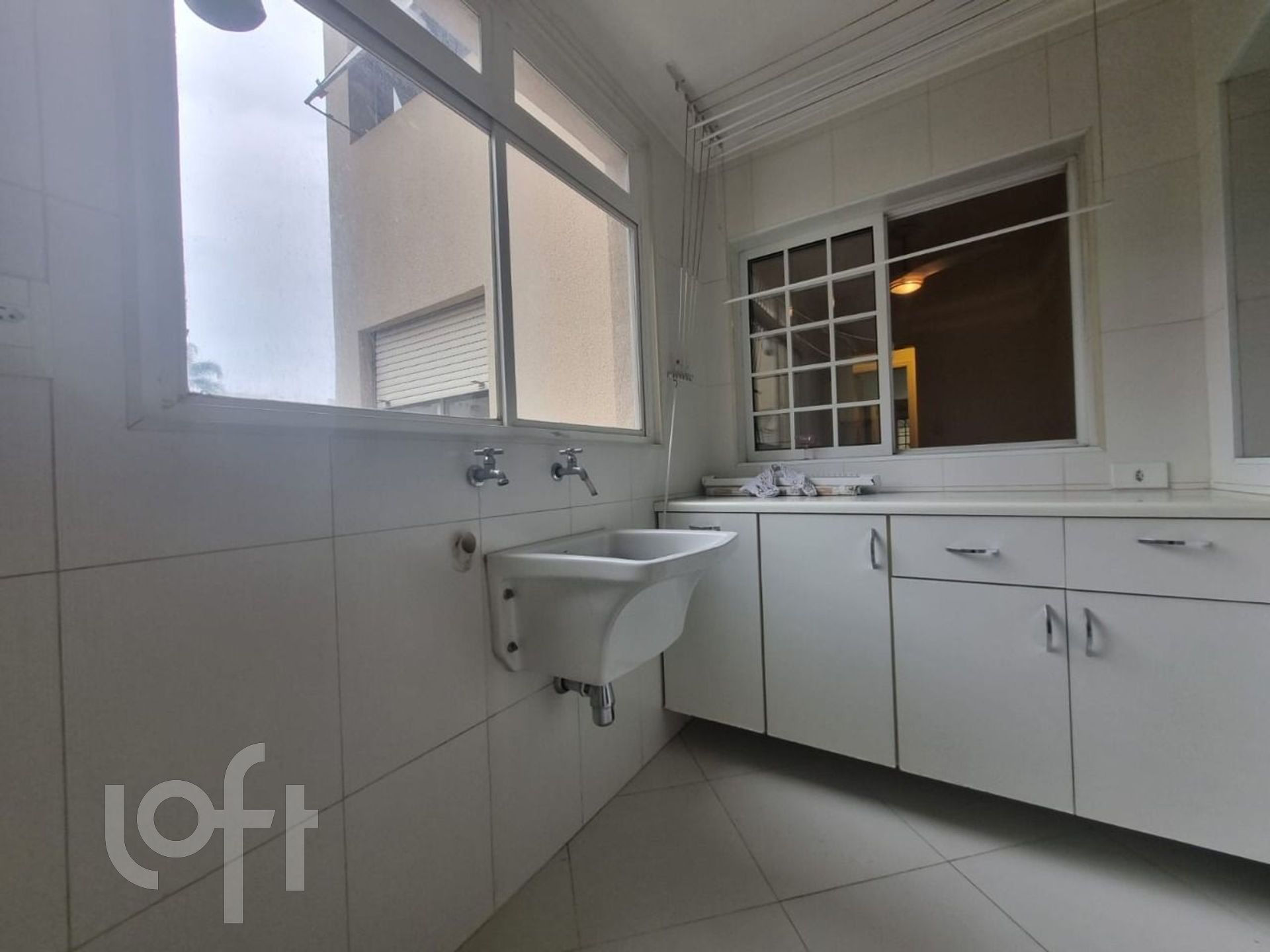 Apartamento à venda com 2 quartos, 80m² - Foto 24