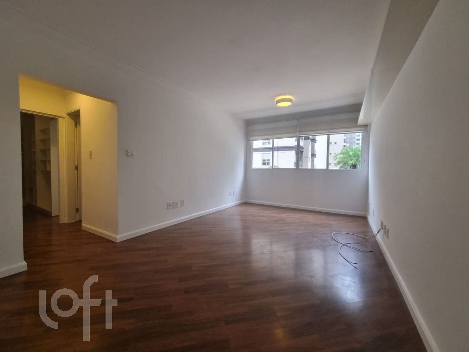 Apartamento à venda com 2 quartos, 80m² - Foto 3