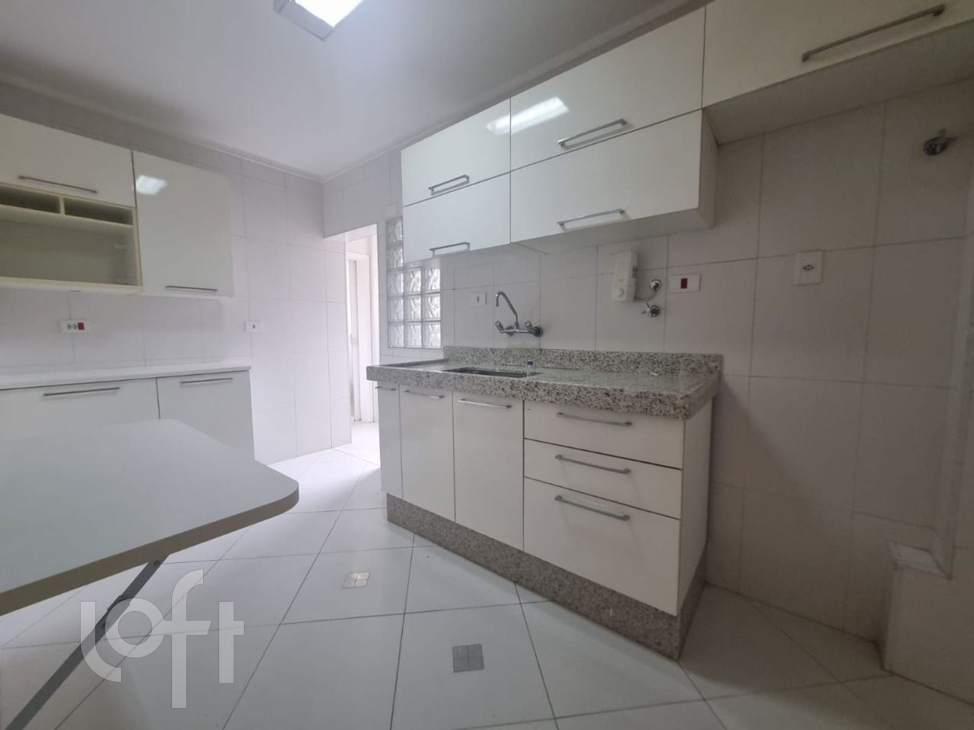 Apartamento à venda com 2 quartos, 80m² - Foto 6