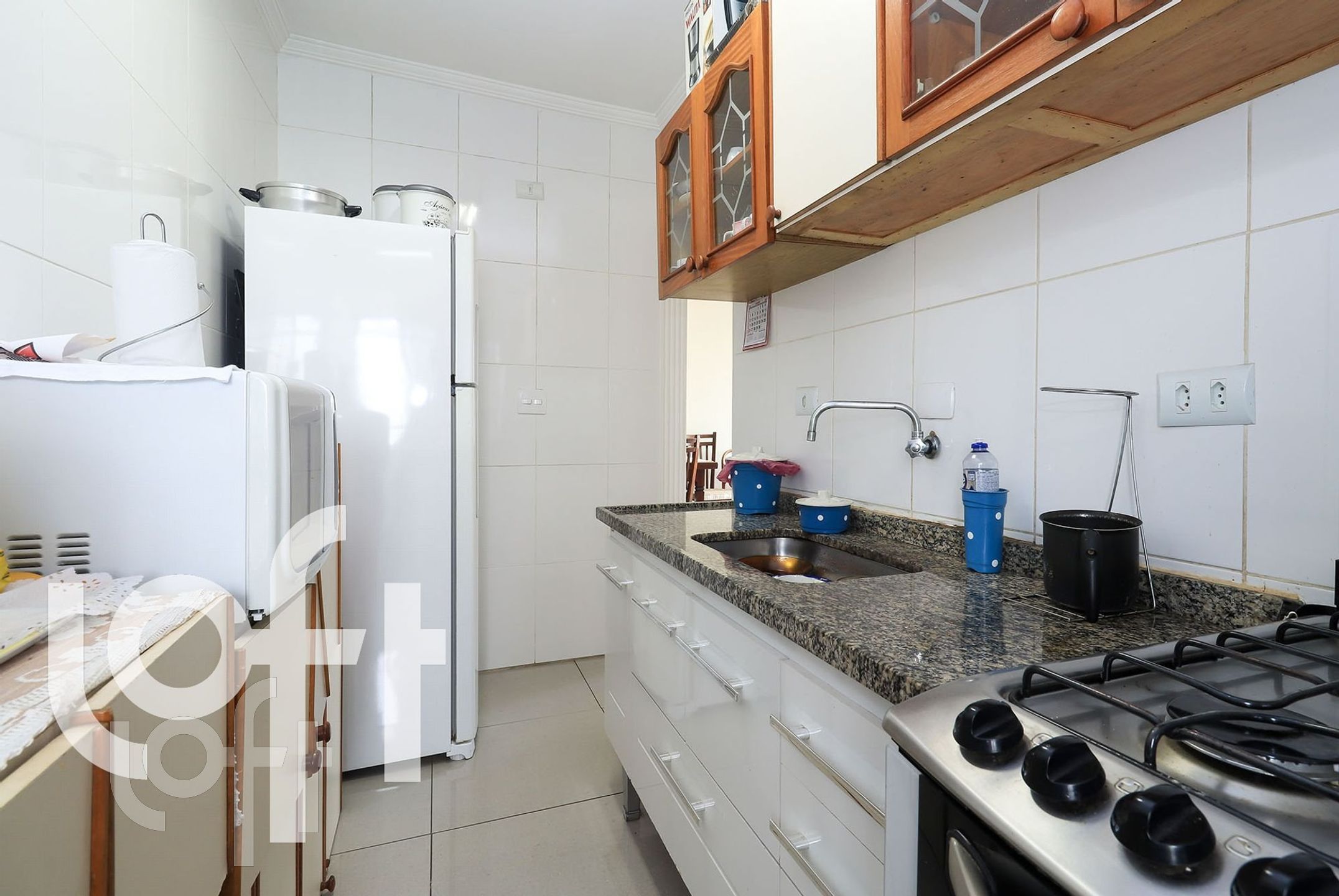 Apartamento à venda com 2 quartos, 62m² - Foto 17