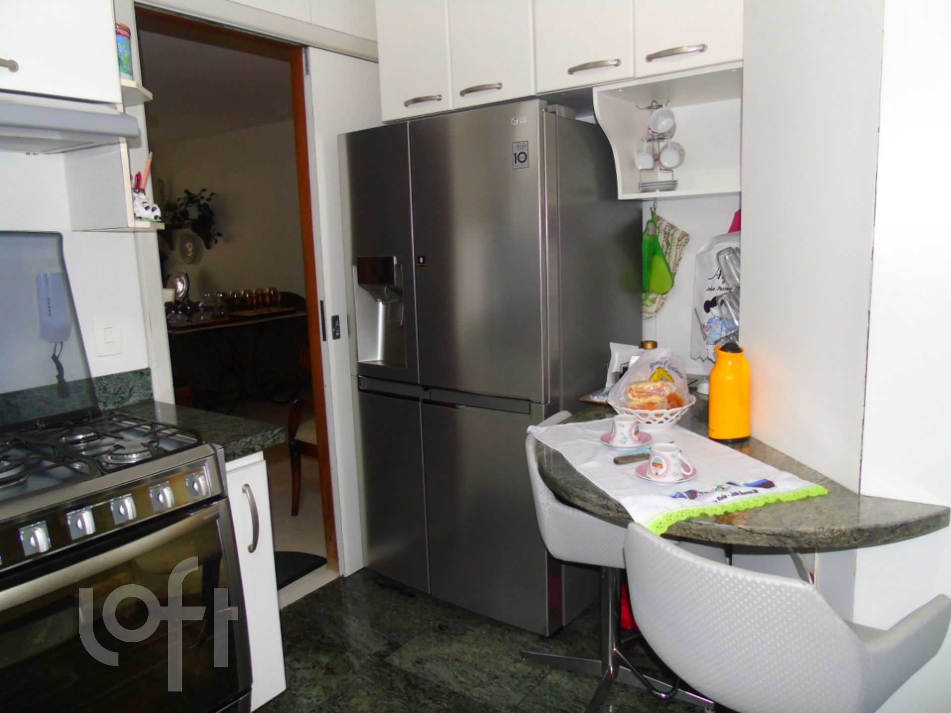 Apartamento à venda com 4 quartos, 140m² - Foto 18