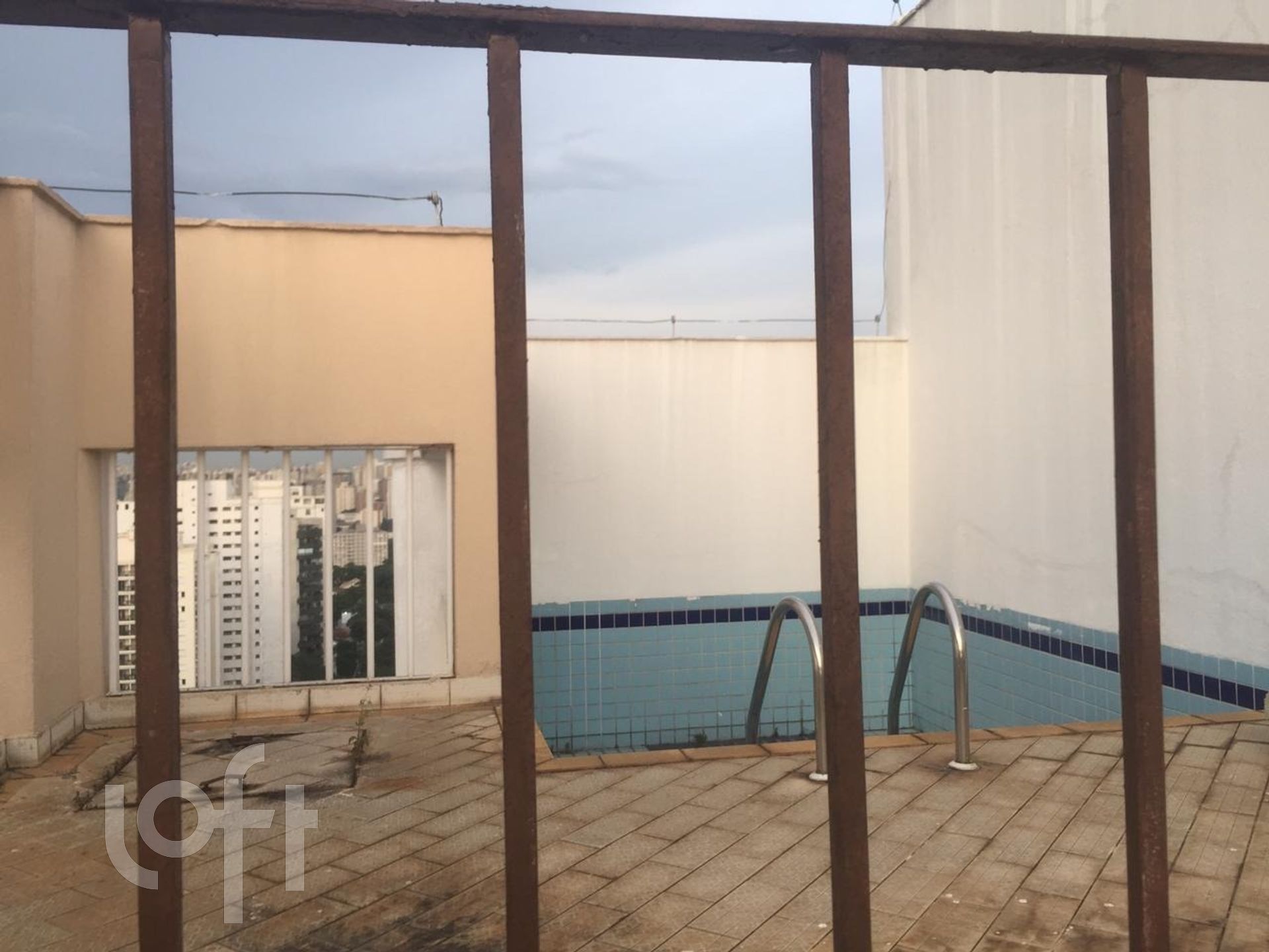 Apartamento à venda com 4 quartos, 358m² - Foto 3