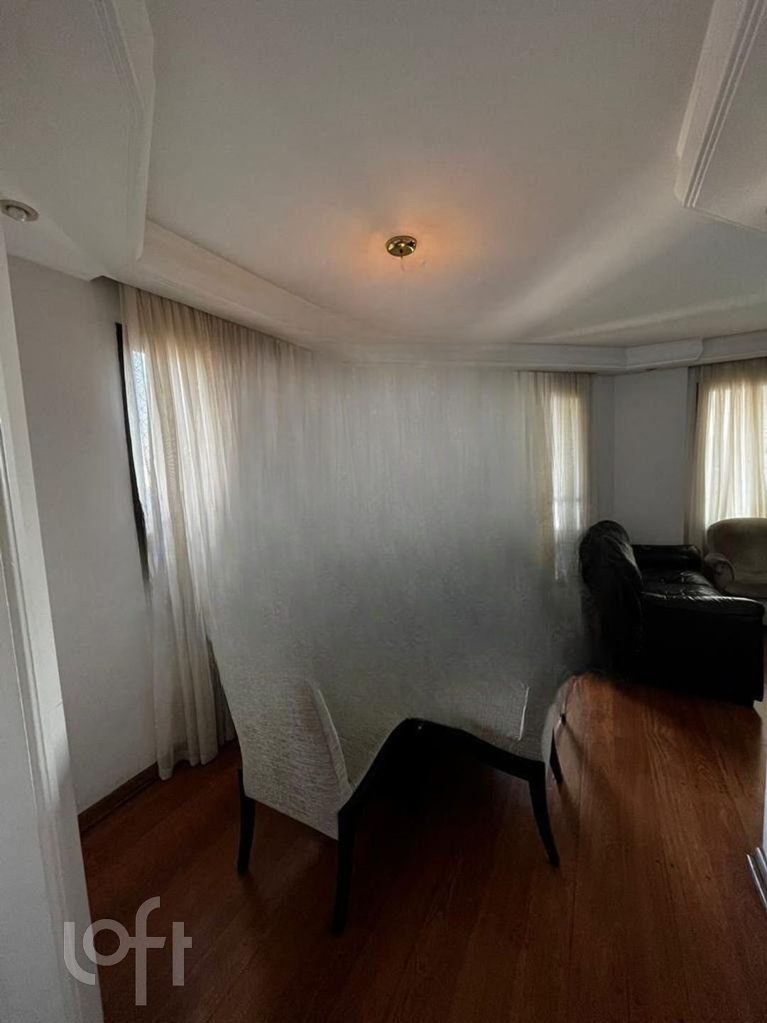 Apartamento à venda com 3 quartos, 105m² - Foto 2