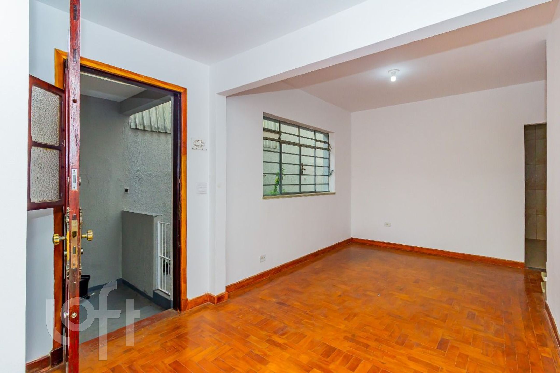 Casa à venda com 3 quartos, 112m² - Foto 2