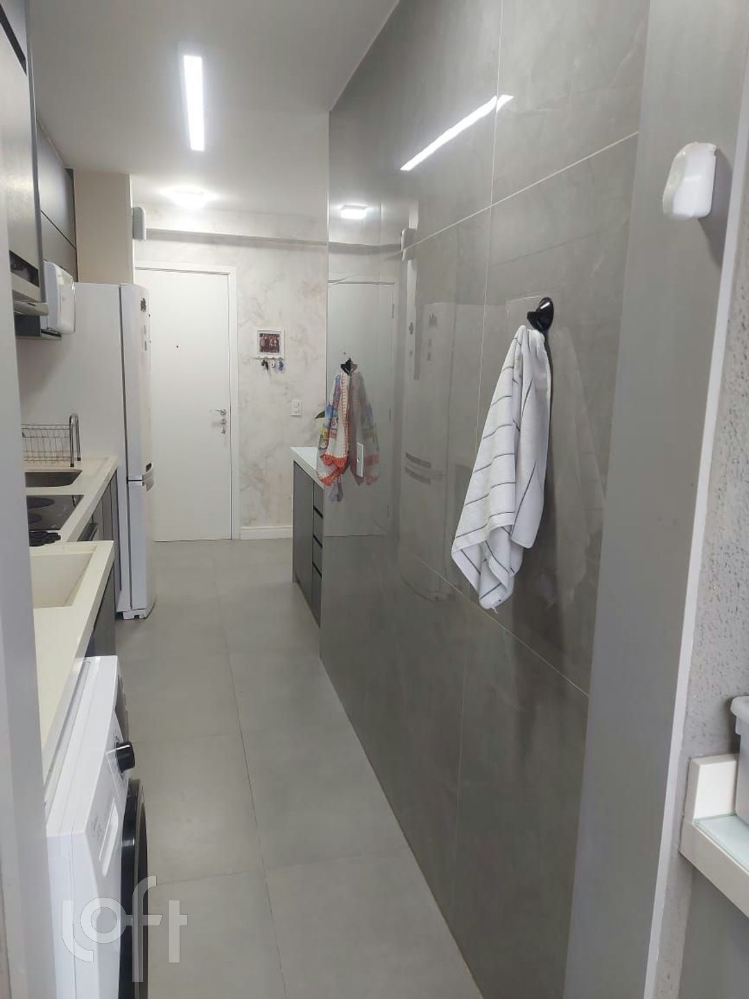 Apartamento à venda com 2 quartos, 63m² - Foto 8