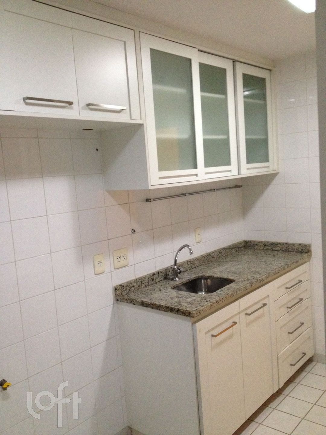 Apartamento à venda com 3 quartos, 90m² - Foto 3